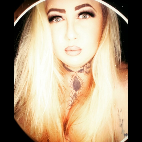 jenniejenene